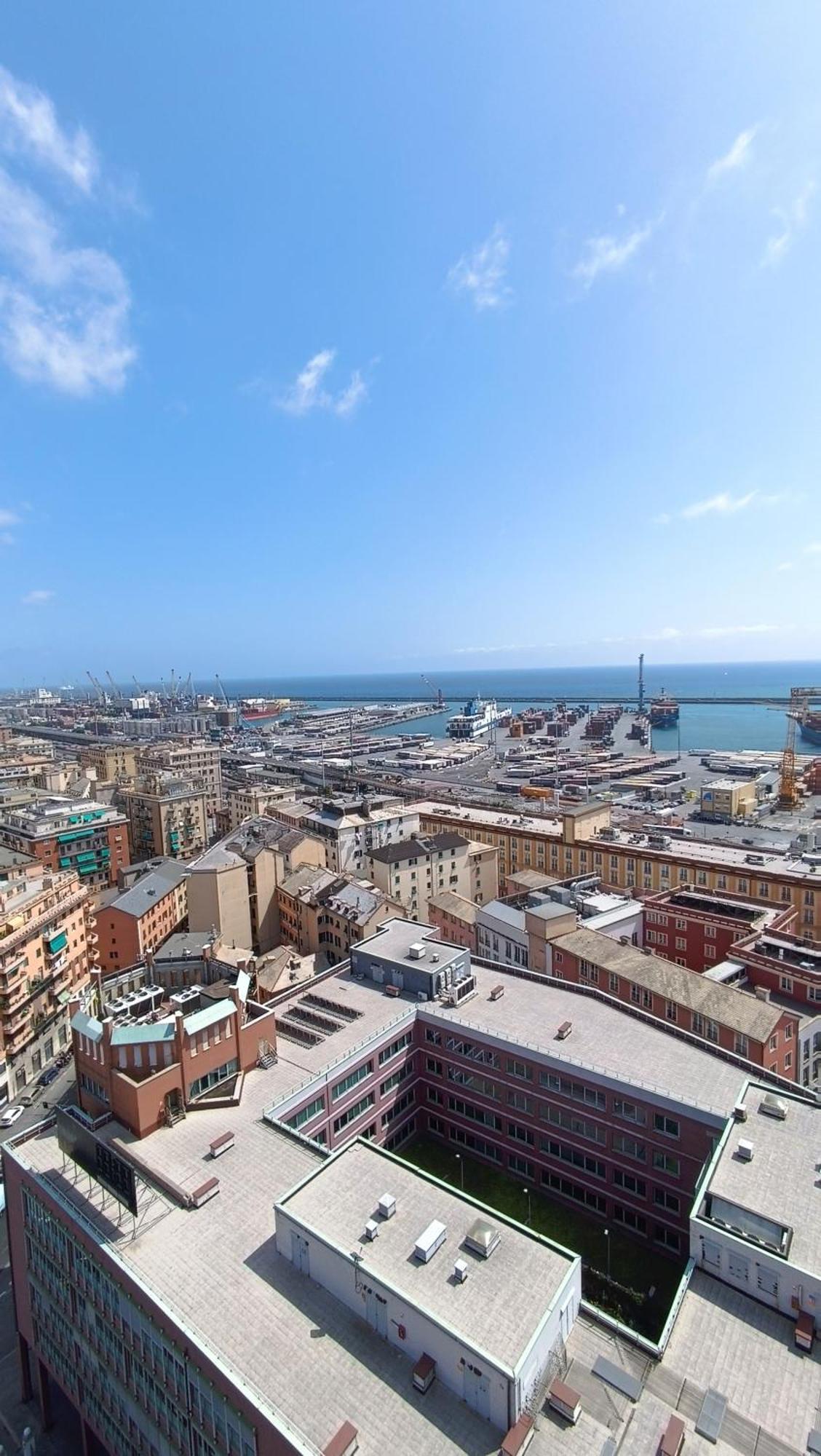 Attico Con Vista Su Genova Apartment Luaran gambar